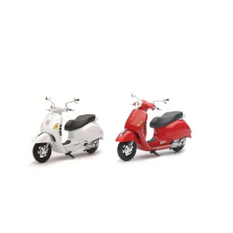 VESPA GT300 SUPER 1:12